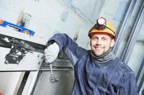 Schneider Global Elevator Mechanic